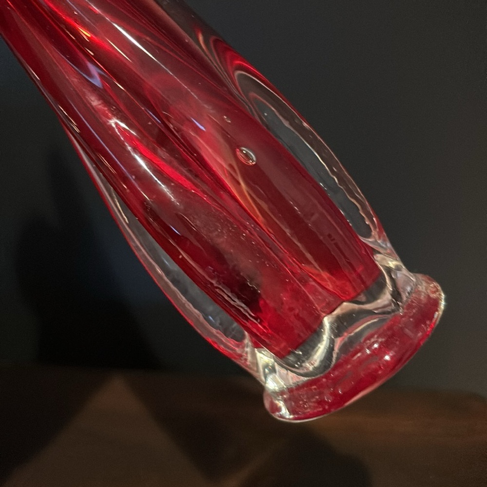 Vintage Art Glass Swung Bud Vase Red Twisted Three Finger Mid Century 9.5” Tall - Picture 4 of 7